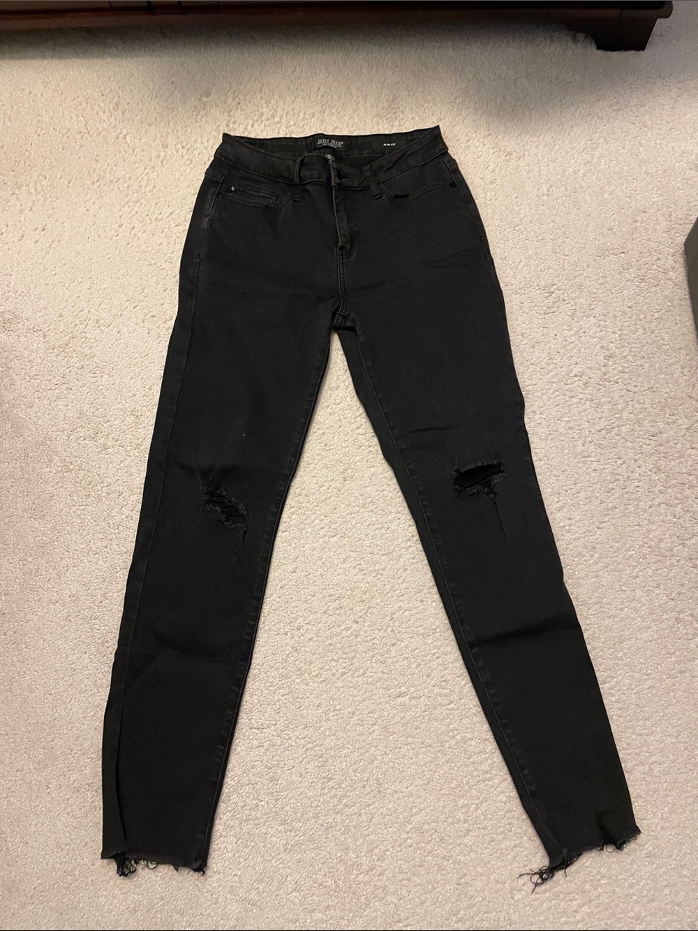 Judy Blue Black High-Rise Skinny Jeans with Knee Rips